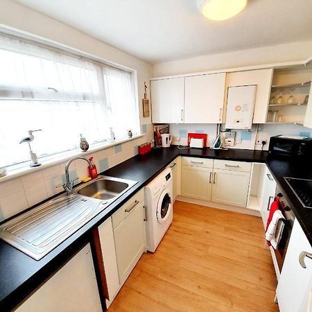 Rayleigh Town Centre 2 Bedroom Apartment Kültér fotó