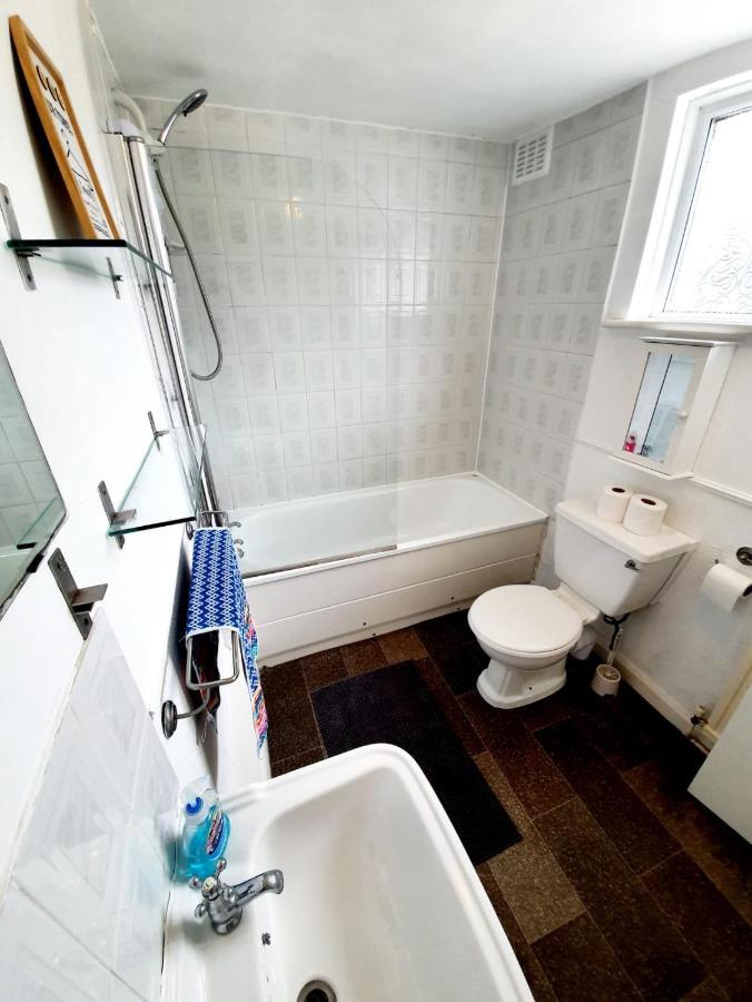 Rayleigh Town Centre 2 Bedroom Apartment Kültér fotó